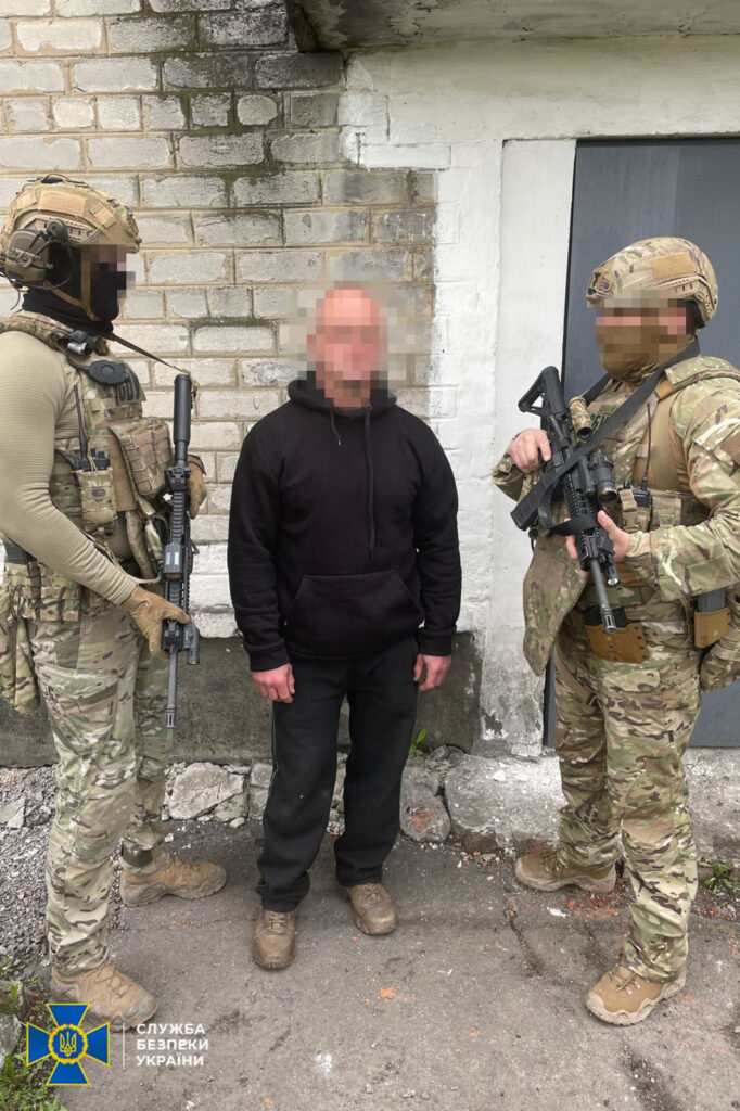 Збирався підірвати залізницю під Авдіївкою: СБУ затримала агента російської ФСБ на Донеччині