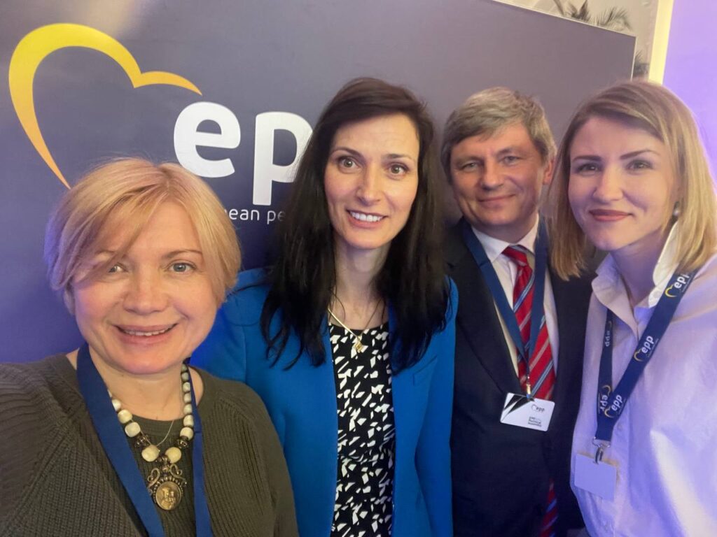 ЕНП в Европарламенте приняла заявление в поддержку членства Украины в НАТО – Ирина Геращенко