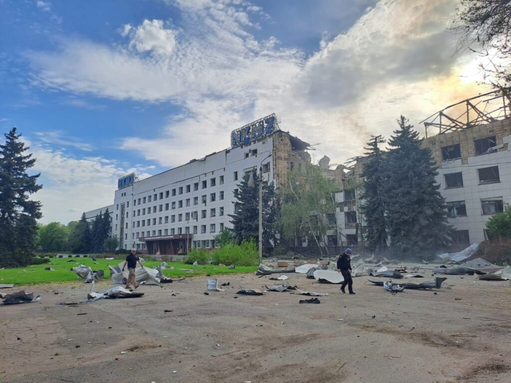 Росіяни вдарили ракетами С-300 по Слов’янську та Краматорську: перші подробиці та фото