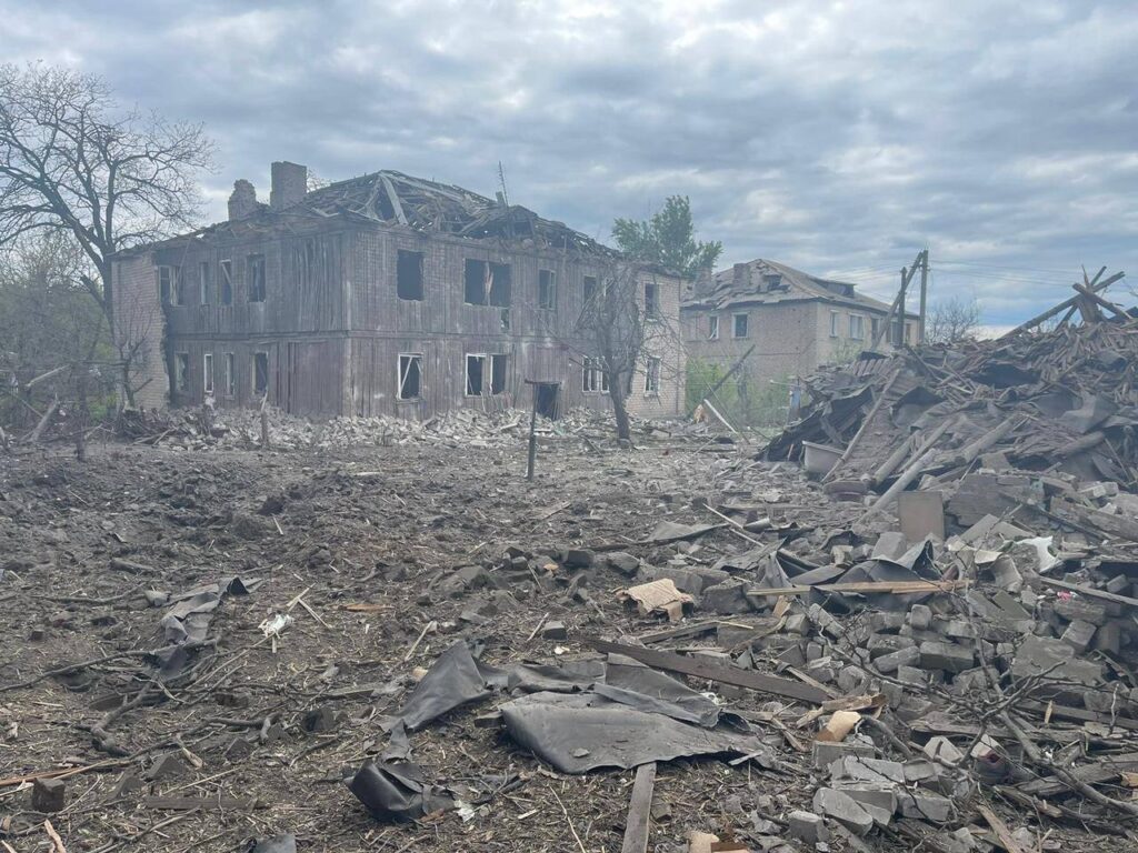 Росіяни обстріляли Торецьк на Донеччині, шестеро мирних жителів поранено, є руйнування