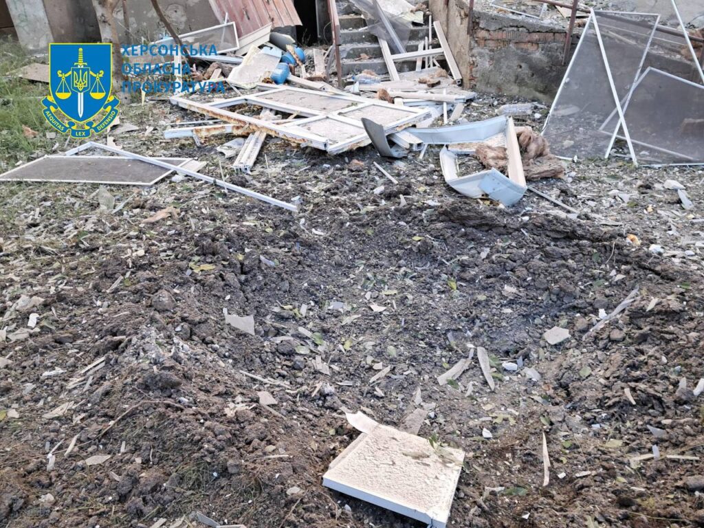Росіяни знову масовано обстріляли Херсонщину: дві жінки загинуло, ще твоє отримали поранення