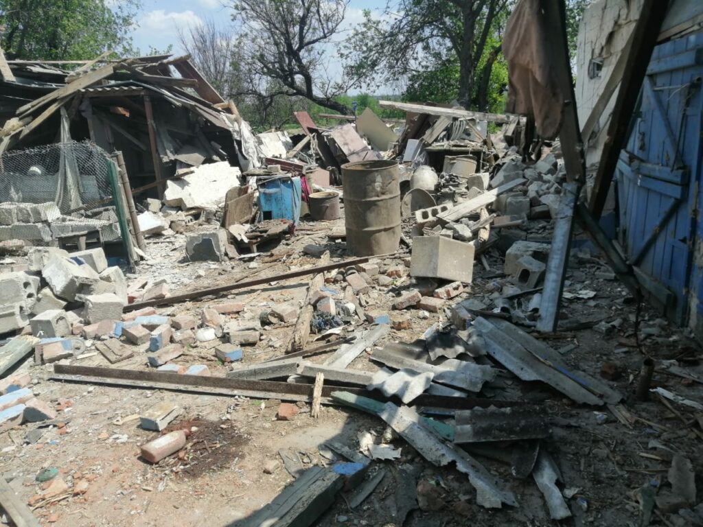 Пошкоджено 25 цивільних об’єктів, є поранений: росіяни 80 разів обстріляли Запорізьку область