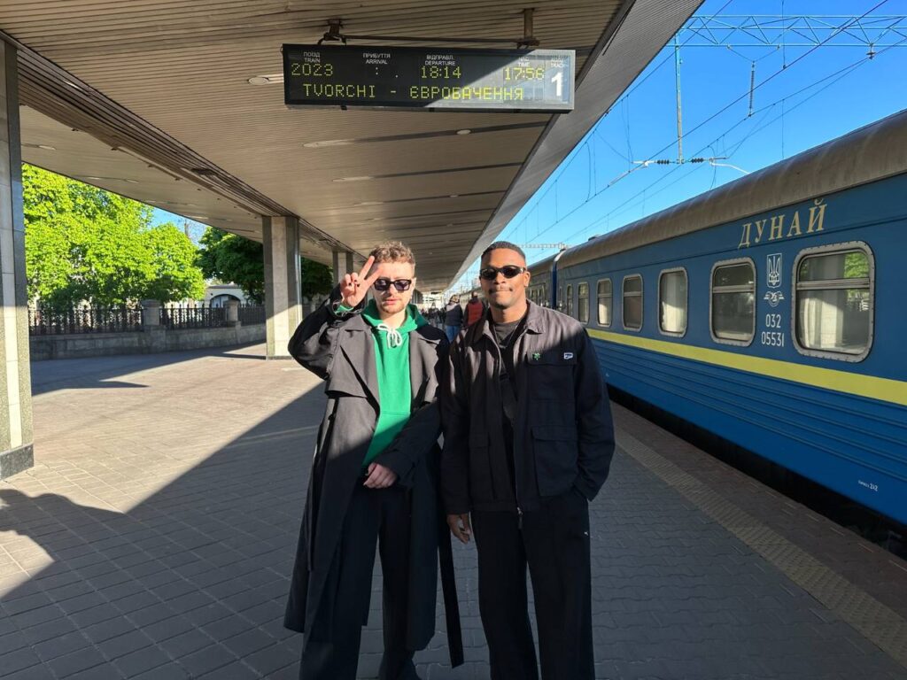 “Євробачення-2023”: гурт TVORCHI вирушив до Ліверпуля