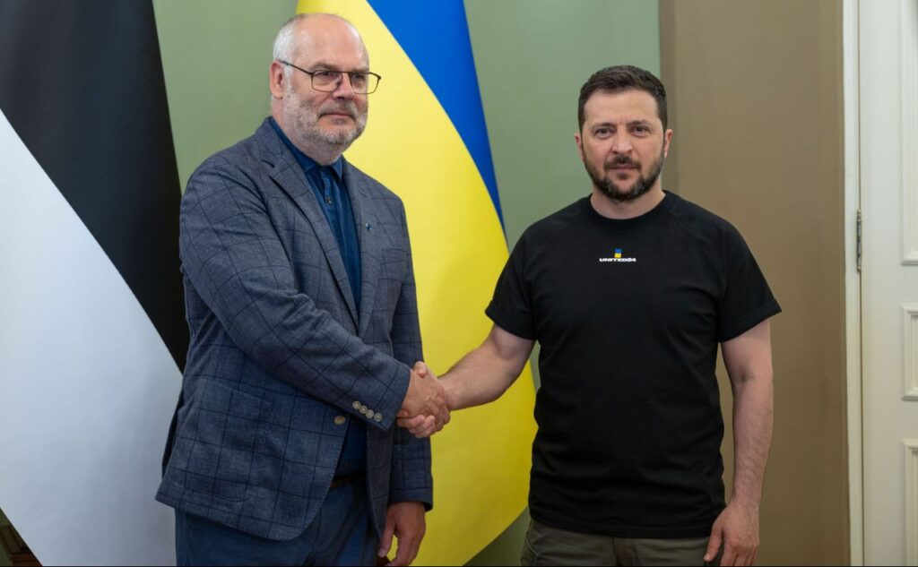 Президент Эстонии Алар Карис прибыл в Украину