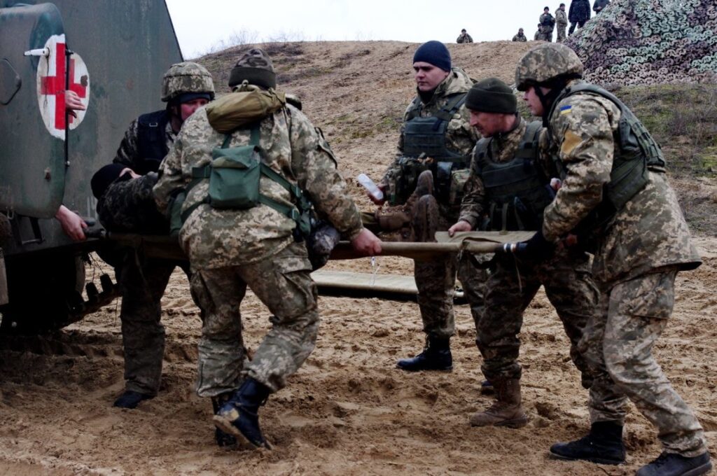 100 тысяч во время лечения и 12 тысяч во время реабилитации: в Раде одобрили важные изменения для военных