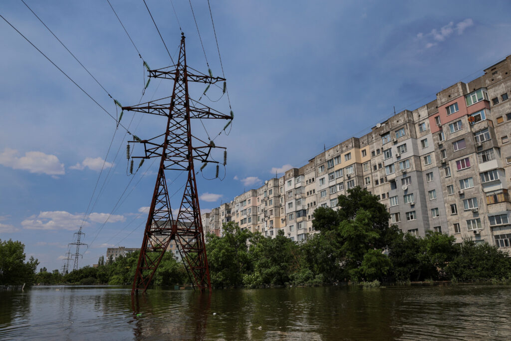 На Херсонщині вода спала ще на 27 сантиметрів