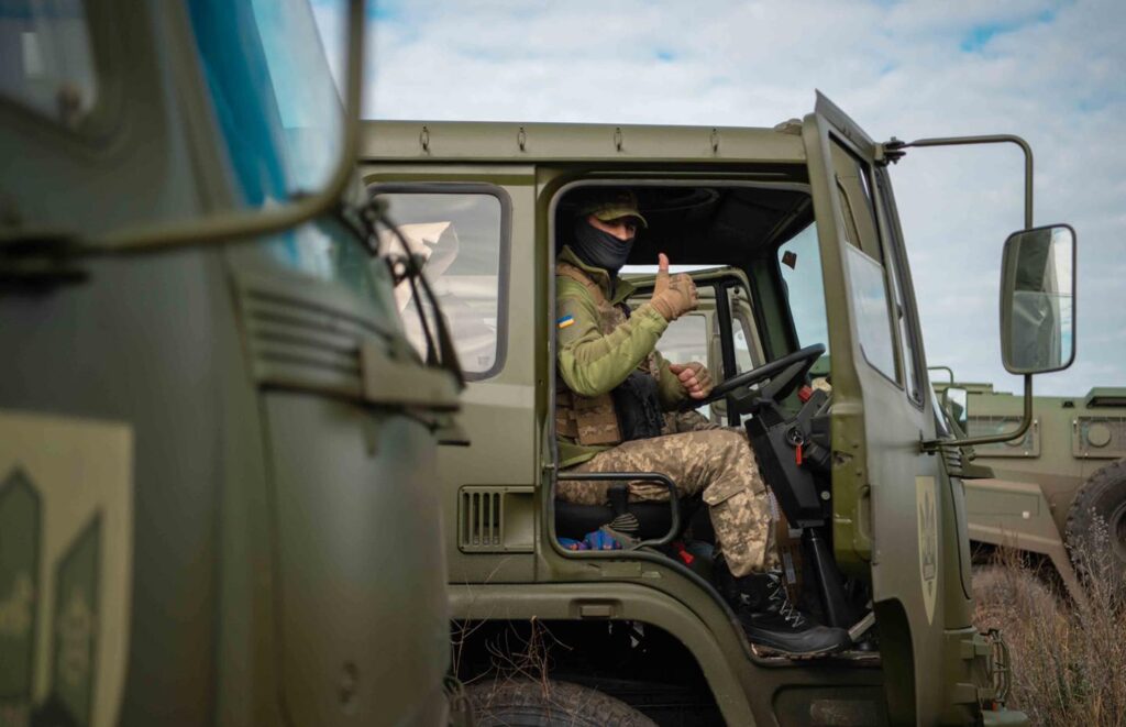 Волонтерські автівки з правим кремом тепер будуть узаконені в ЗСУ, як ми і обіцяли – Ірина Геращенко