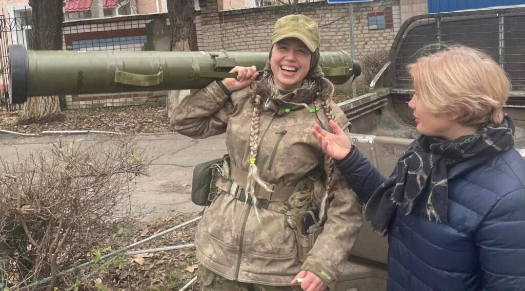Справжня, а не фейсбучна героїня: сьогодні день народження операторки “Стугни” Тетяни Чорновол