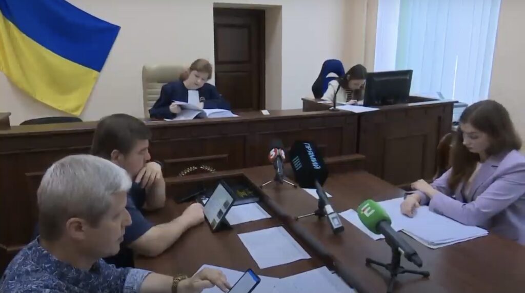Это удар в спину нам и нашим мужчинам на фронте: Печерский суд блокирует счета аграрных предприятий, трудовые коллективы в шоке