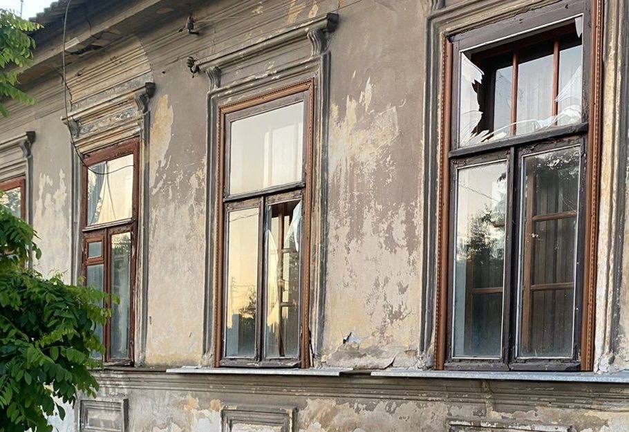 Війська РФ обстріляли Нікополь, над Дніпропетровщиною ППО збила “Шахед” – ОВА