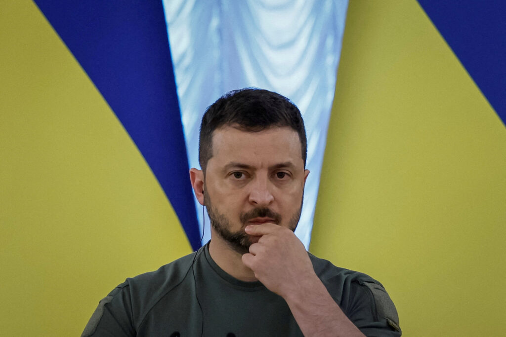 Зеленський: якщо Україна не отримає  ракети ATACMS, це спричинить великі жертви на полі бою та поза ним