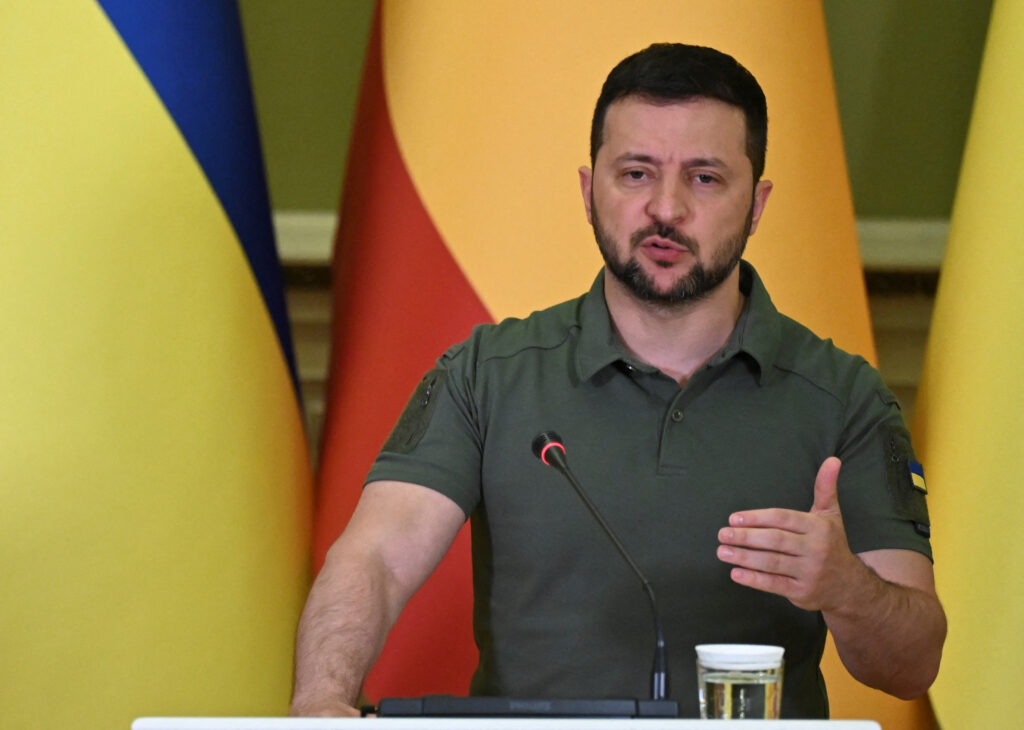 Дипломатичний формат з Кремлем можливий лише після виходу на кордони 1991 року – Зеленський