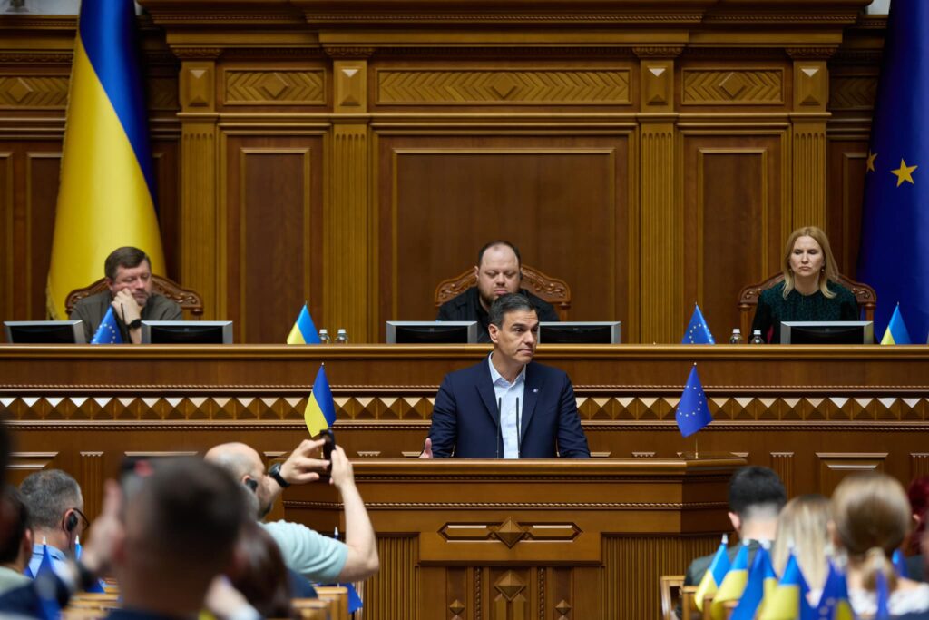 Прем’єр Іспанії виступив у Верховній Раді та оголосив про новий пакет допомоги Україні: куди підуть кошти