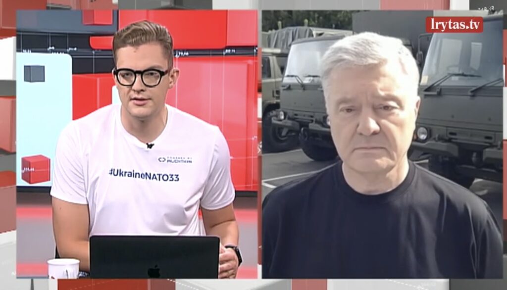 Чим швидше Україна стане членом НАТО, тим краще буде для Заходу – Порошенко в ефірі литовського телеканалу