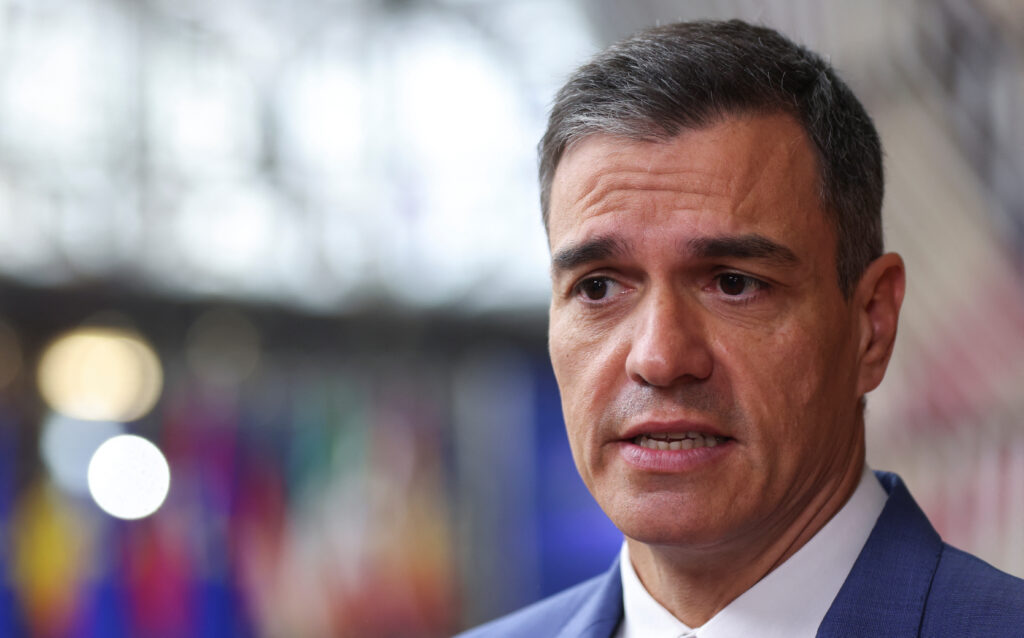 European leaders are haunted by problems with planes: the Prime Minister of Spain has been added to the list