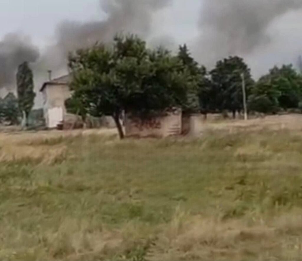 Поблизу окупованого Мелітополя пролунав потужний вибух, ймовірно на базі росіян – міський голова
