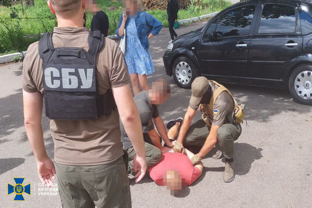Хабарництво та підроблення довідок ухилянтам: СБУ виявила дві злочинні схеми на Полтавщині та Черкащині