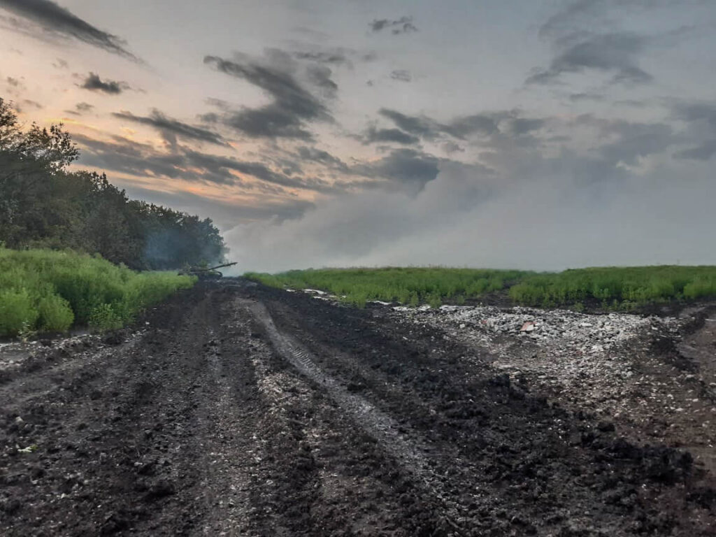 Війська РФ вкотре безуспішно намагаються відбити втрачені позиції, за добу 26 бойових зіткнень – Генштаб