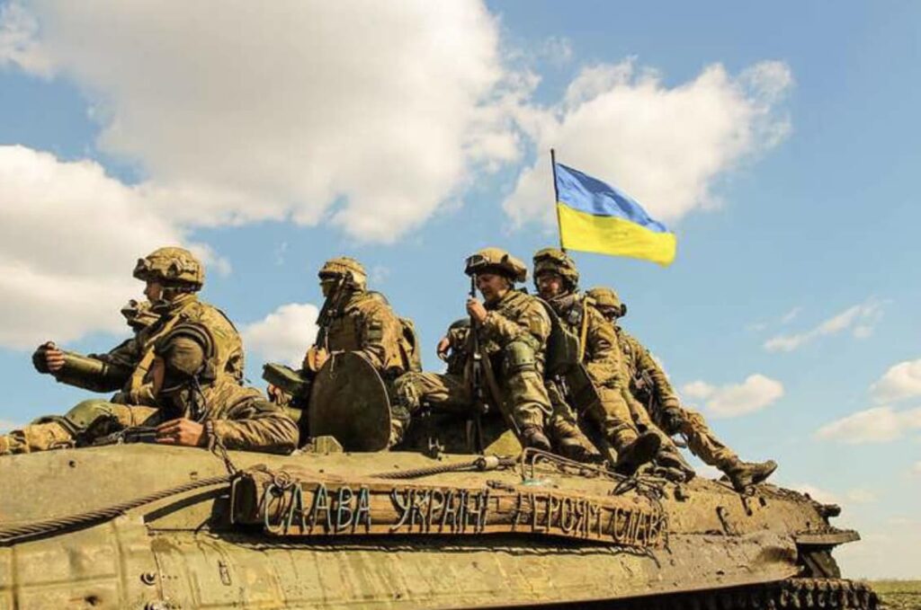 Влада намагається зробити військових винними за провали лютого 2022 року