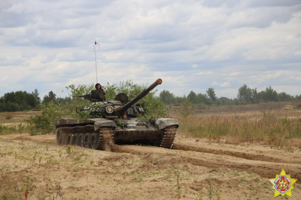 Білорусь розпочала військові навчання неподалік кордону з Литвою та Польщею