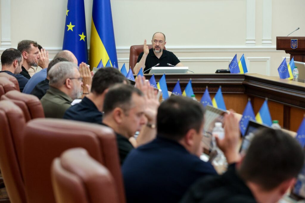 Уряд заявив про підготовку до зимового періоду: про “пункти незламності” має подбати місцева влада