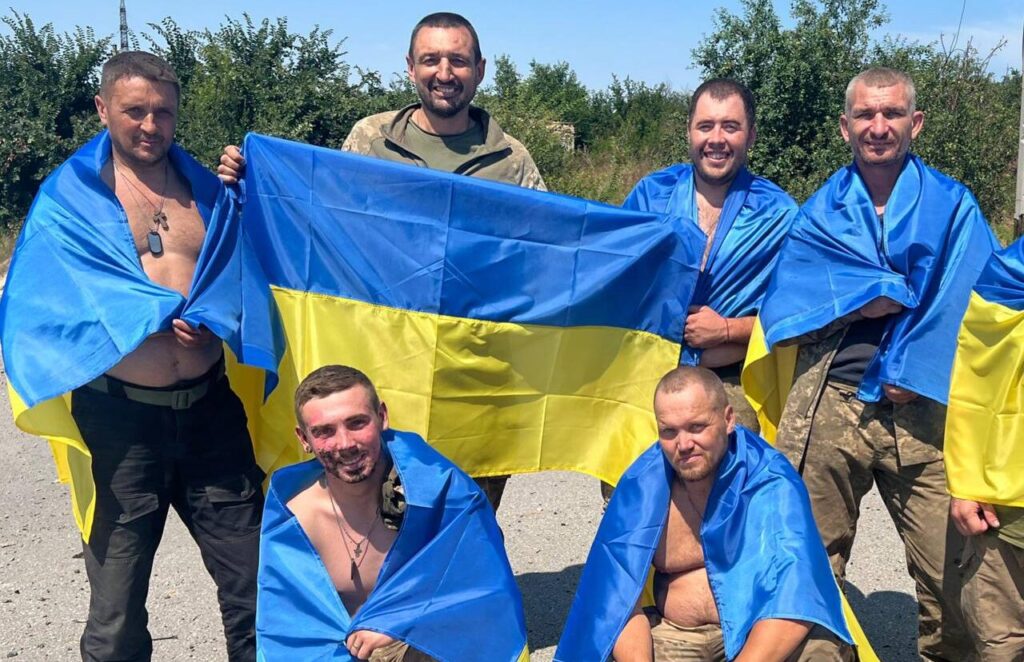 Україна визволила з російського полону ще 22 воїнів
