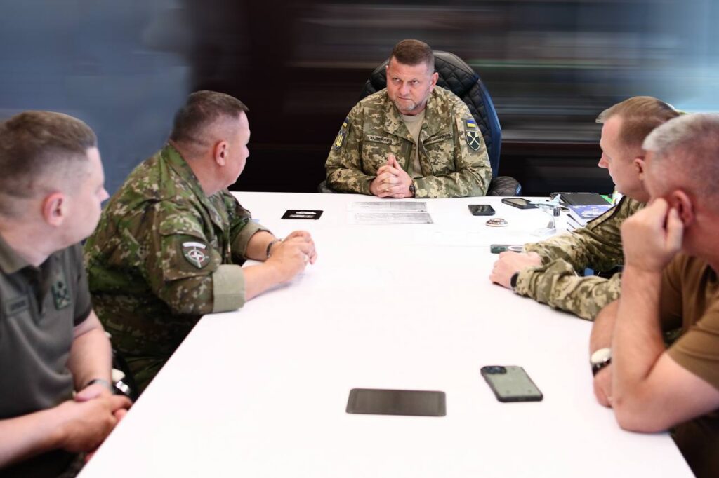 Залужний провів зустріч з начальником Генштабу ЗС Словаччини