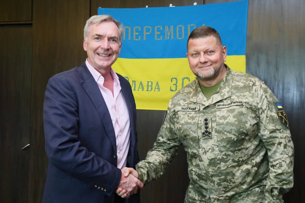 До Києва завітав начальник Штабу оборони Великої Британії: про що говорили на зустрічі з Залужним