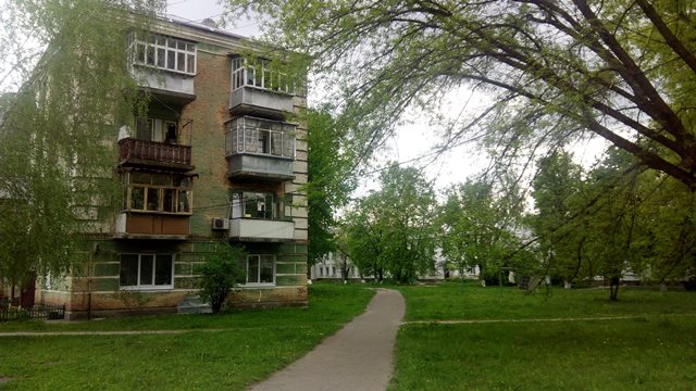 Держбюджет-2024: влада може “вбити” військові містечка і селища