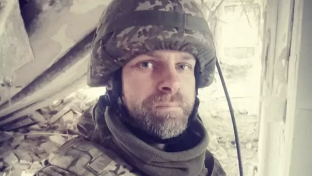 Дружина загиблого на війні режисера монтажу Віктора Ониська відмовилася від ордена президента