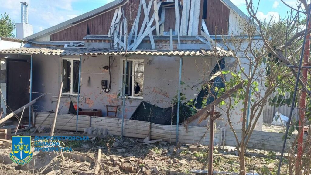 Росіяни вдарили по Вугледару на Донеччині: загинуло подружжя, є поранені