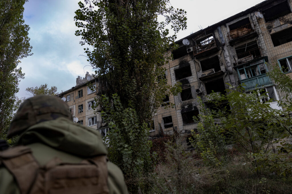 Риють “кротові нори”: у ЗСУ розповіли про нову тактику росіян під Авдіївкою