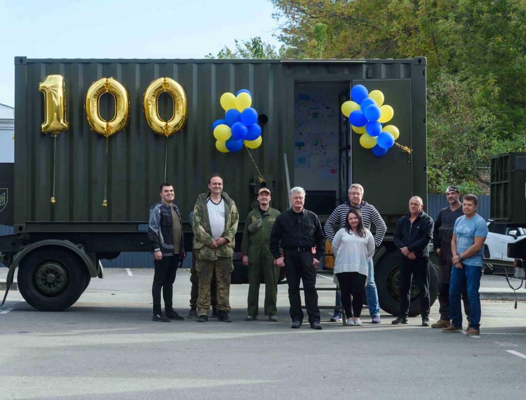 Порошенко розповів про унікальний проєкт для ЗСУ, яким вже користуються 60 тисяч бійців на фронті