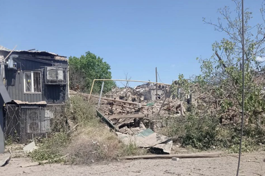 Росіяни обстріляли село на Херсонщині, є поранений