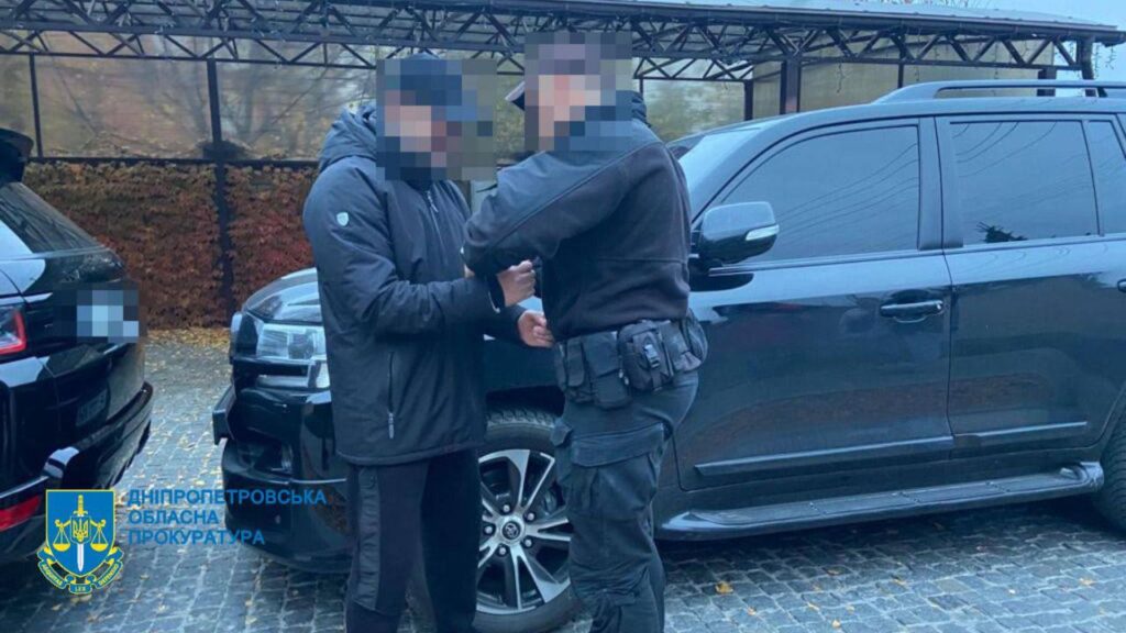 Завдали збитків на 38 мільйонів гривень: у Дніпрі ліквідували дві масштабні злочинні організації