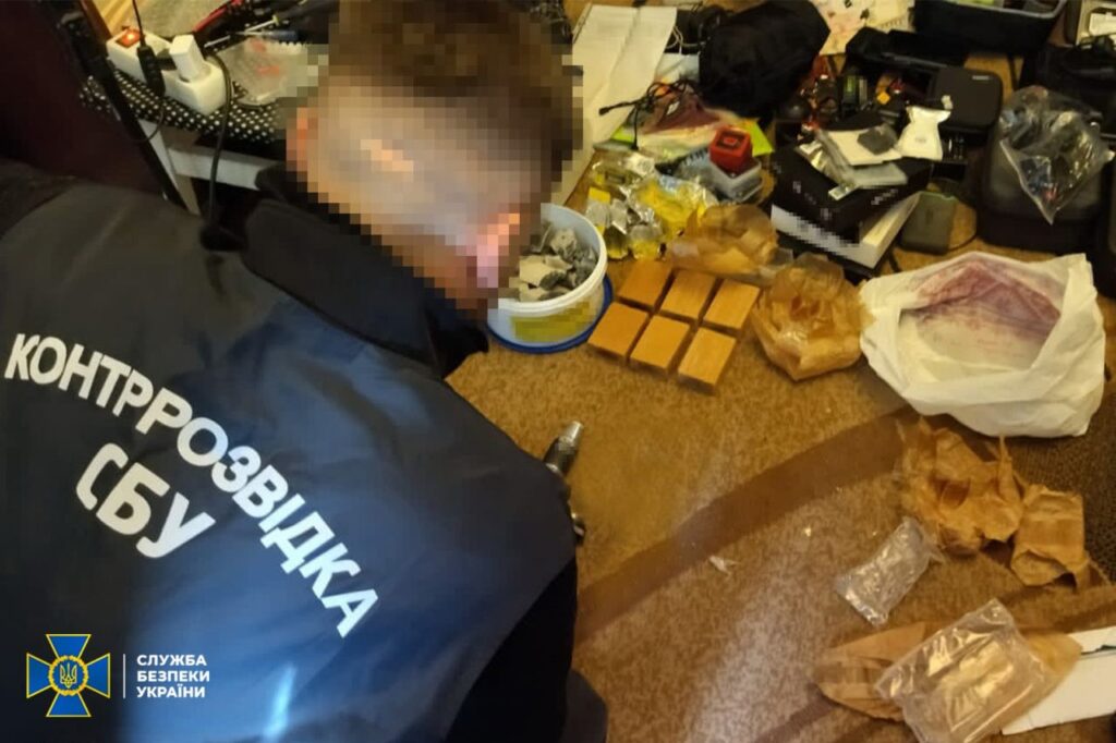 В Киеве обезвредили агентурно-боевую группу ФСБ, которая готовила взрывы на объектах Генштаба и Минобороны