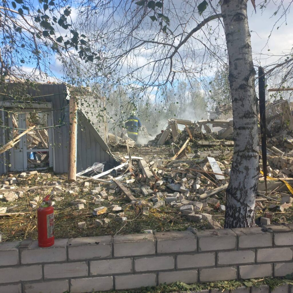 Армія РФ обстріляла Червону Поляну на Харківщині: є поранені