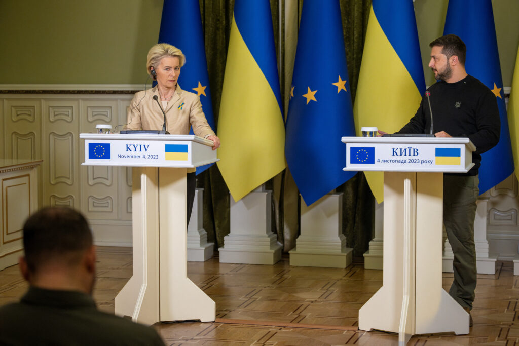 “Ви ведете війну за власне існування”: у Єврокомісії оцінили прогрес України на шляху до ЄС
