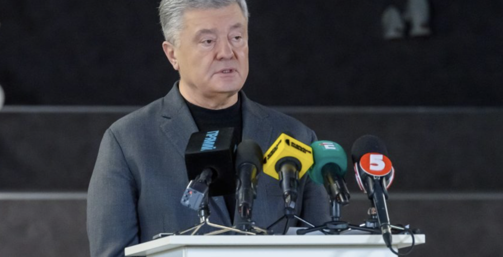 У листопаді я звертався до лідерів держав, яких відносять до скептиків членства України в ЄС, щоб переконати їх підтримати початок переговорів – Порошенко