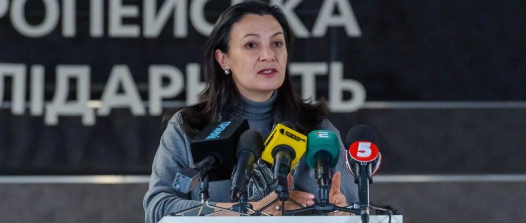 Офіс президента навмисне зриває рішення про початок переговорів про вступ України до ЄС?