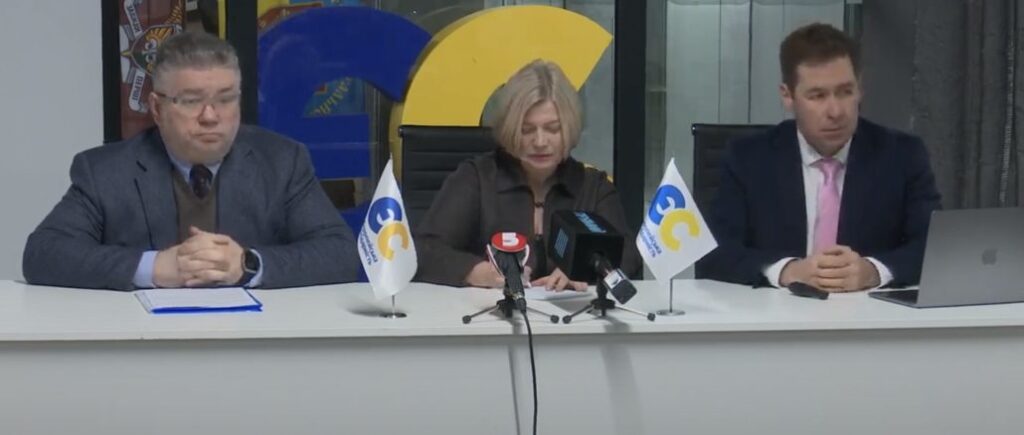 Зірвали відрядження у США, а тепер переводять стрілки на Орбана: адвокати Порошенка розкритикували організаторів провокації на кордоні