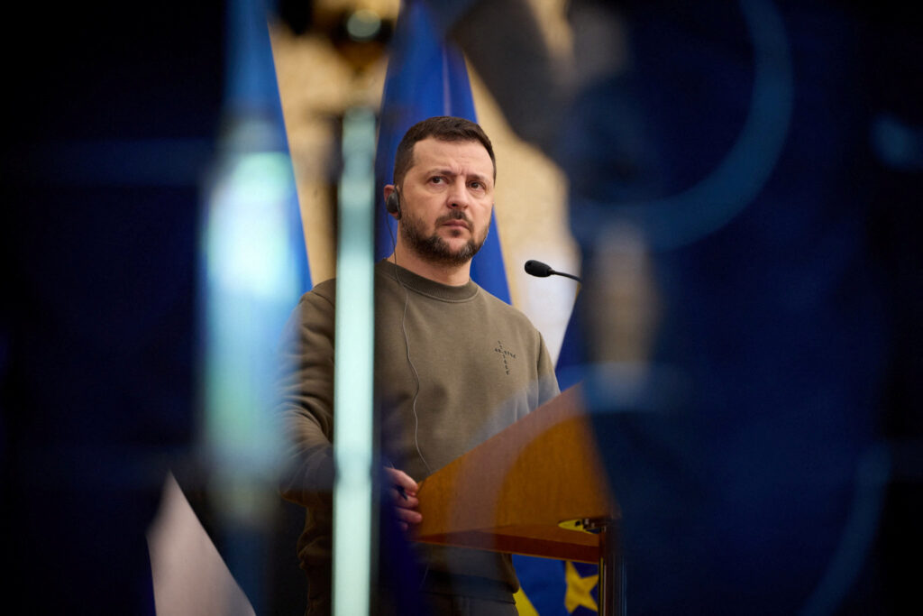 Зеленский прокомментировал вероятность призыва украинцев за границей