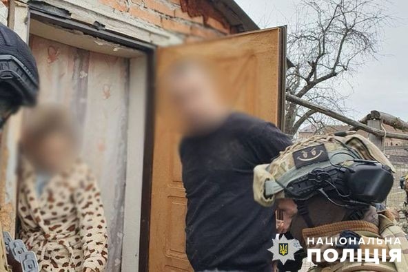 Нападавших на квартиру журналиста Николова не задержали, полиция даже не объявила подозрение – Шабунин