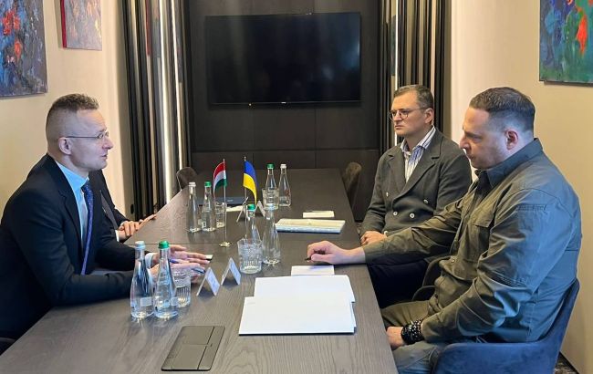 В Ужгороді розпочались переговори представників України та Угорщини