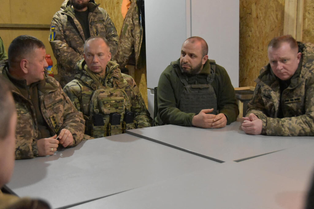 Зеленський планує змінити військове керівництво України, зокрема і Залужного – Бутусов