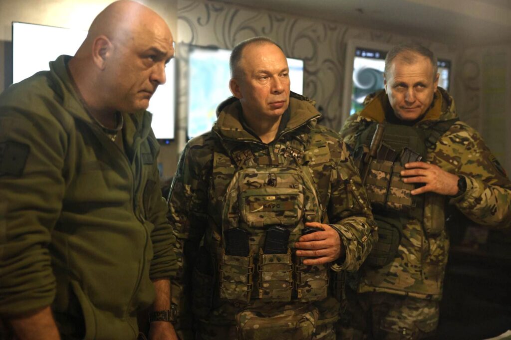 Сирський отримав карт-бланш на кадрові зміни в армії та штабах – Зеленський