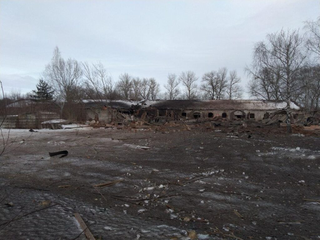 Росіяни знову вдарили по Сумщині авіацією: пошкоджено будинки та цивільну інфраструктуру