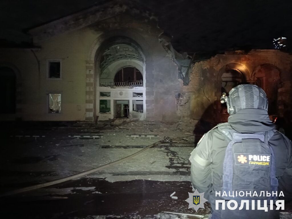 Армія РФ атакувала Костянтинівку на Донеччині: зруйнований вокзал