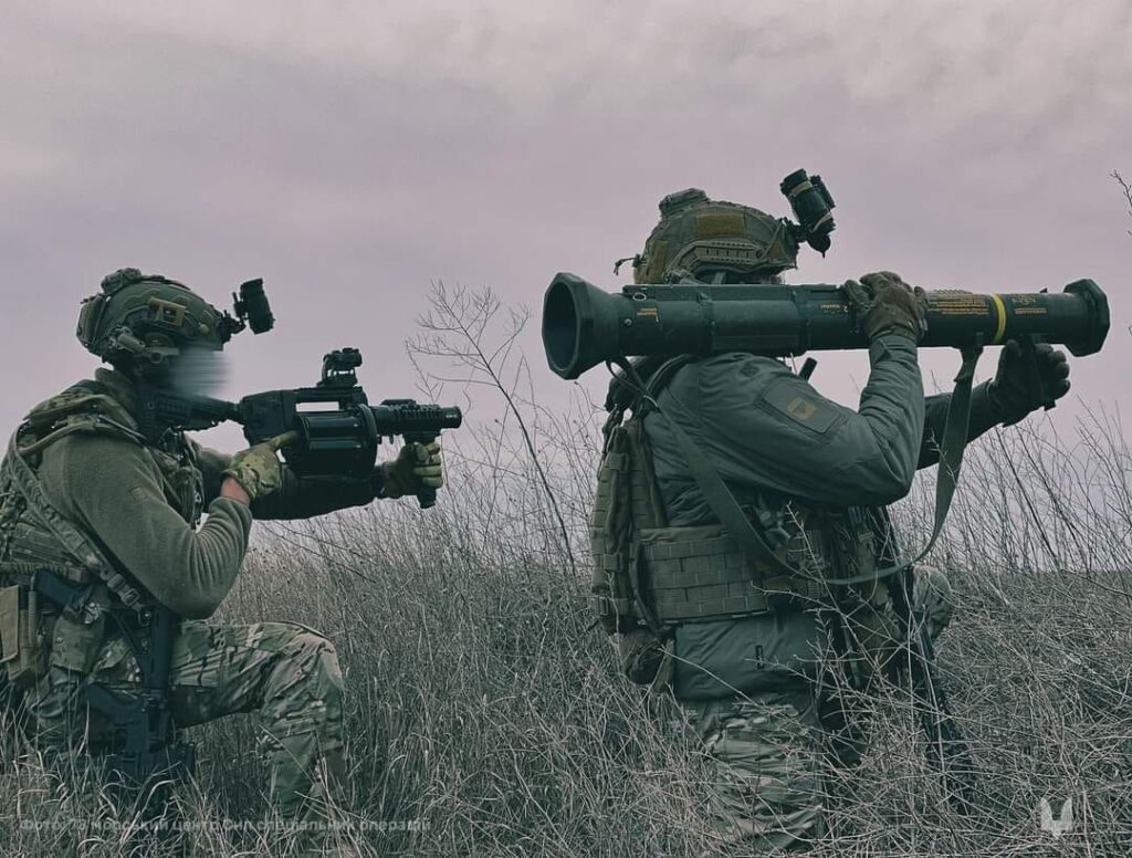 Росіяни тиснуть на семи напрямках: під Мар’їнкою відбито 23 атаки, ще 16 – під Куп’янськом – Генштаб