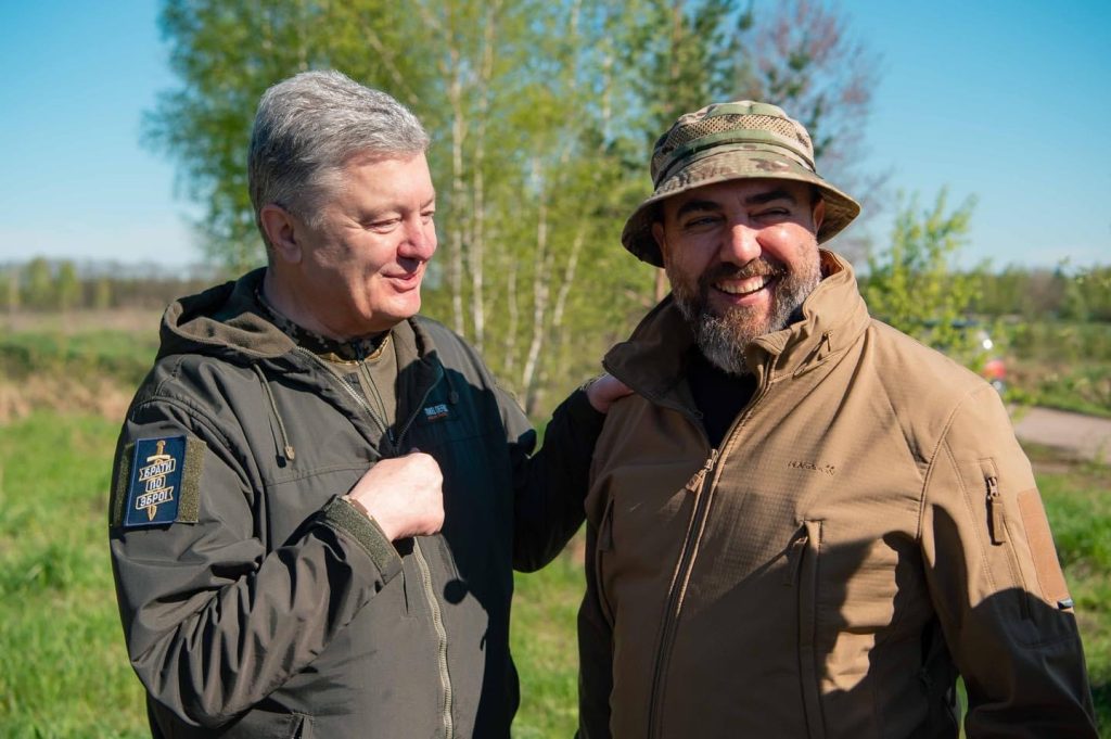 «Два года десятилетней войны»: Порошенко с военными в документальном фильме «Прямого» рассказали, что нужно для победы